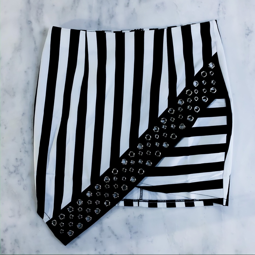 Stripe Asymmetrical Skirt - Picture 2 of 8